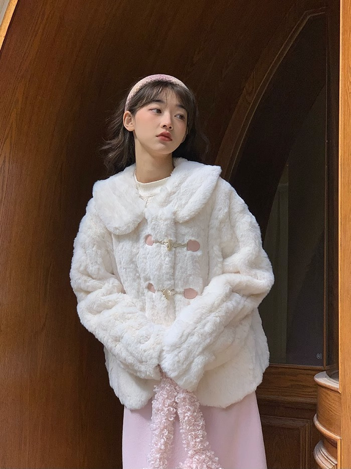Super Japanese cute lamb velvet doll collar sweet girl winter thickened warm loose furry rabbit fur short coat for women