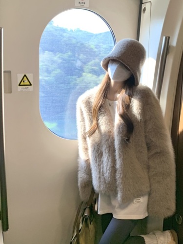 Actual shot Korean style elegant relaxed short simple furry short coat