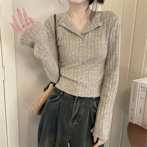 Pink knitted bottoming shirt for women in autumn and winter, pinch waist short half-open v-neck top