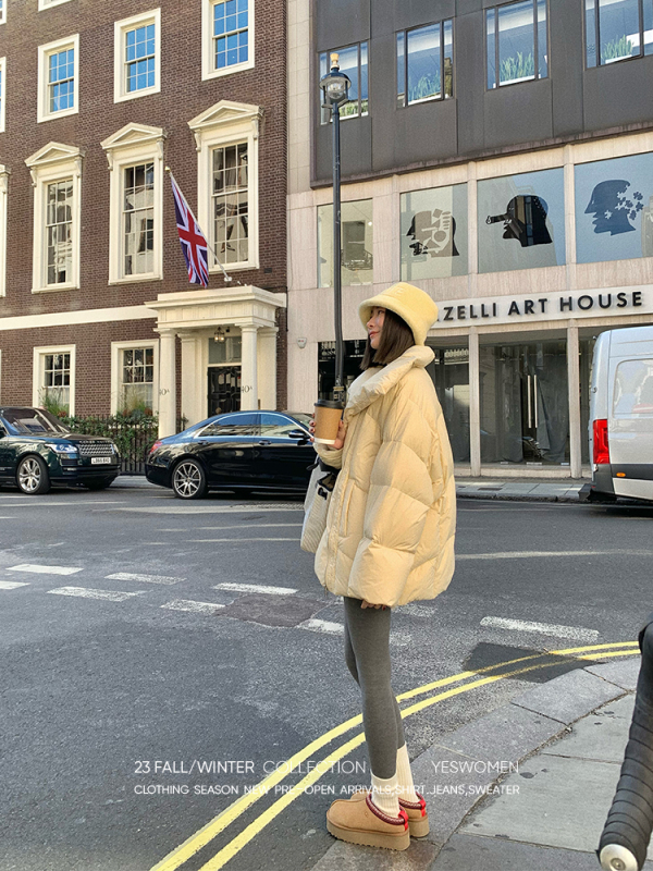 Xiaoyi customized hugging down jacket·silhouette diagonal zipper private style warm white duck down women's winter jacket
