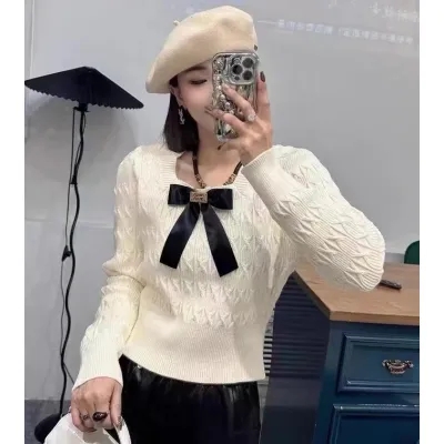 Bow-knot low-neck sweater for women, long-sleeved European goods, 2023 new style, fashionable, versatile, bottoming shirt, short sweater, trendy