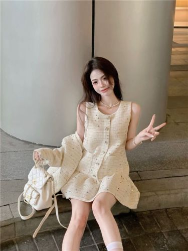 Real shot!  Mixed color sequin heavy industry sleeveless dress short jacket small fragrance suit