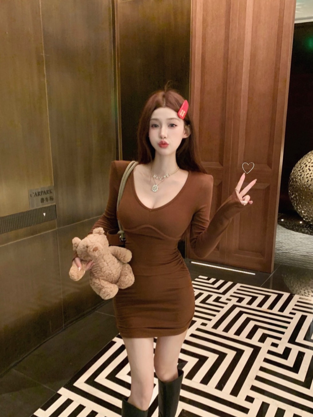 原版天貓質量高腰性感V領長袖連衣裙女緊身辣妹打底包臀短裙