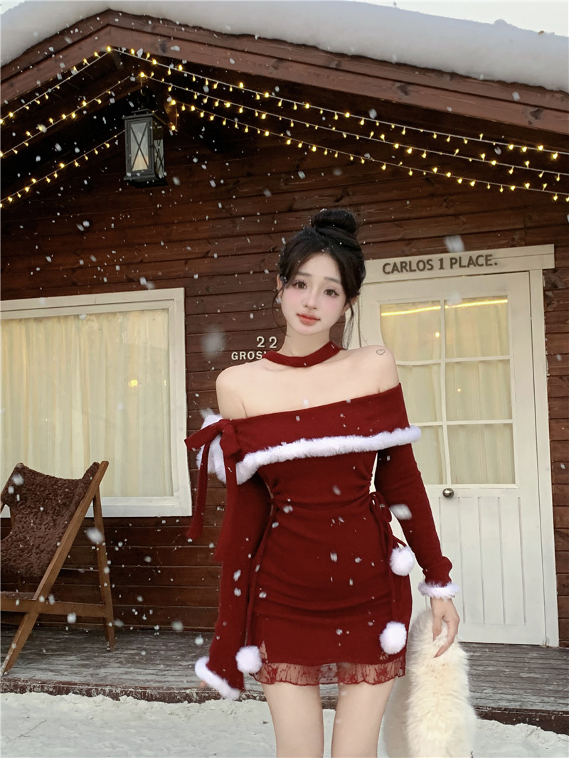 Real shot of Christmas halter neck dress for women in winter, new raw edge birthday dress, hip skirt