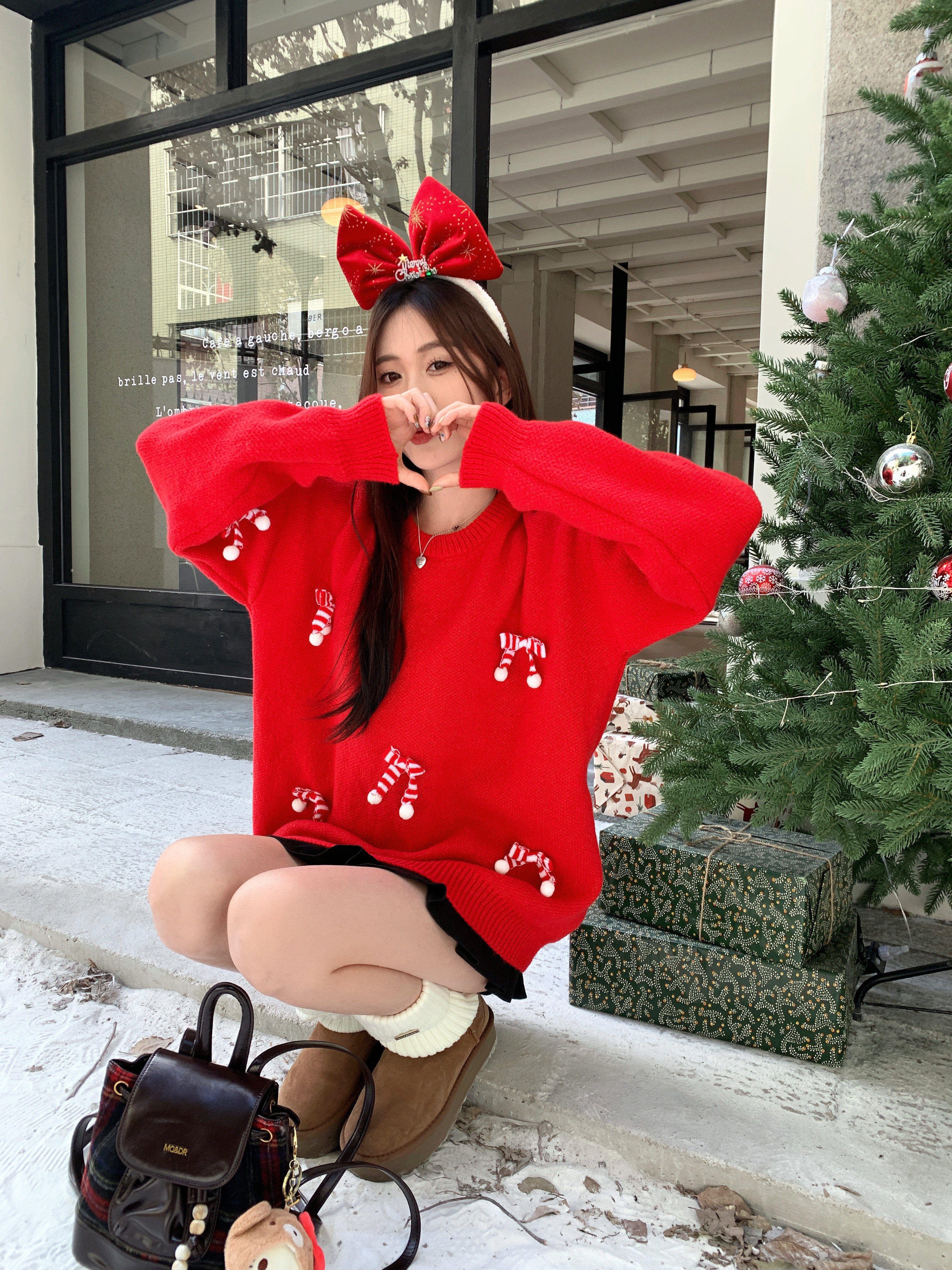 Real shot of sweet and gentle style Christmas sweater for women with breasts fufu lazy style doll collar atmosphere top