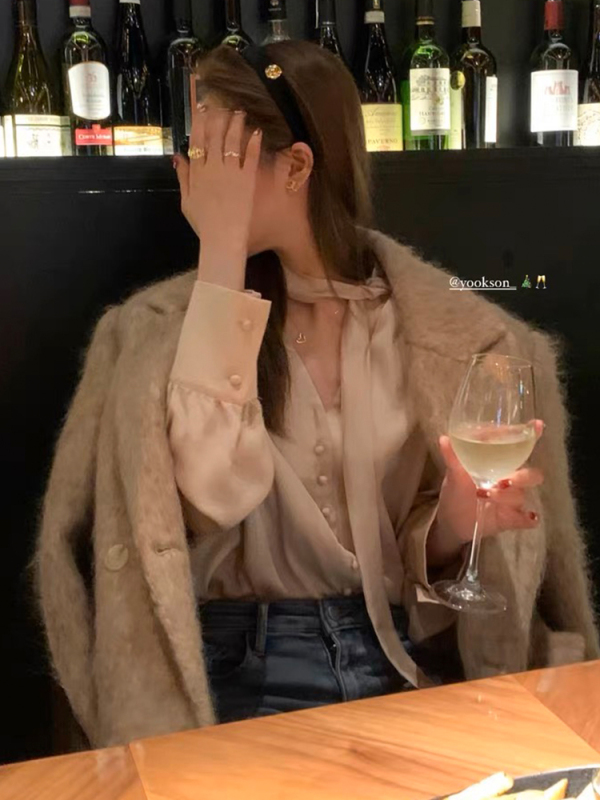 HEYGIRL黑哥 戀綜女主 V領垂感飄帶雪紡蕾絲襯衫女春別致內搭上衣