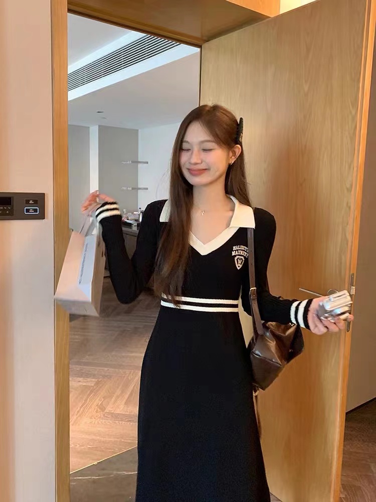 天貓品質美式復古長袖針織連衣裙撞色V領修身顯瘦內搭別致裙