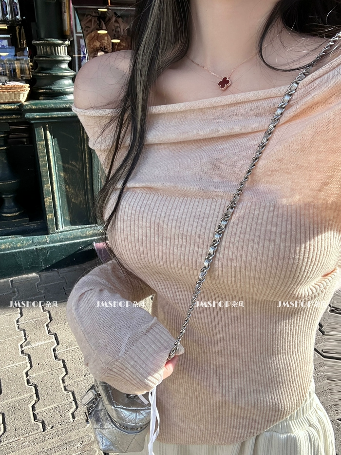 JMSHOP 新貴少女 一字肩長袖上衣打底衫女內搭純欲羊毛針織衫