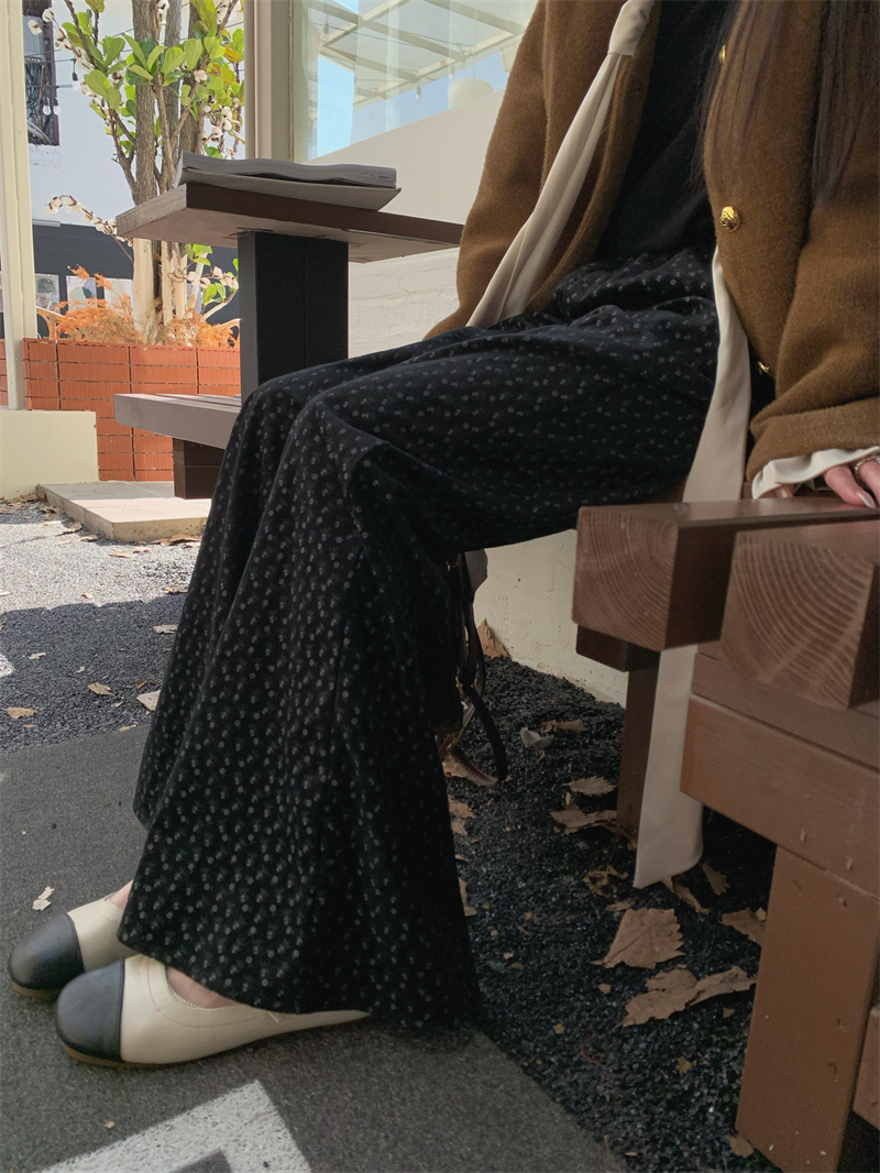 實拍 法式小眾設計感小碎花高腰微喇叭顯瘦休閒褲2023長褲