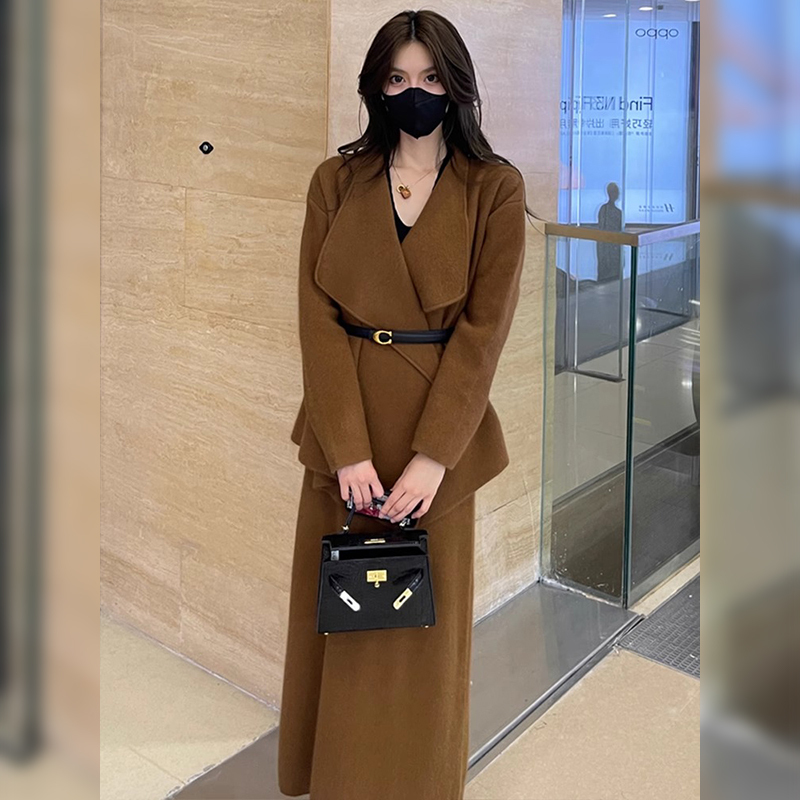 2023新款小洋裝香風連衣裙子女秋冬高級感茶系深冬裝搭配一整套裝