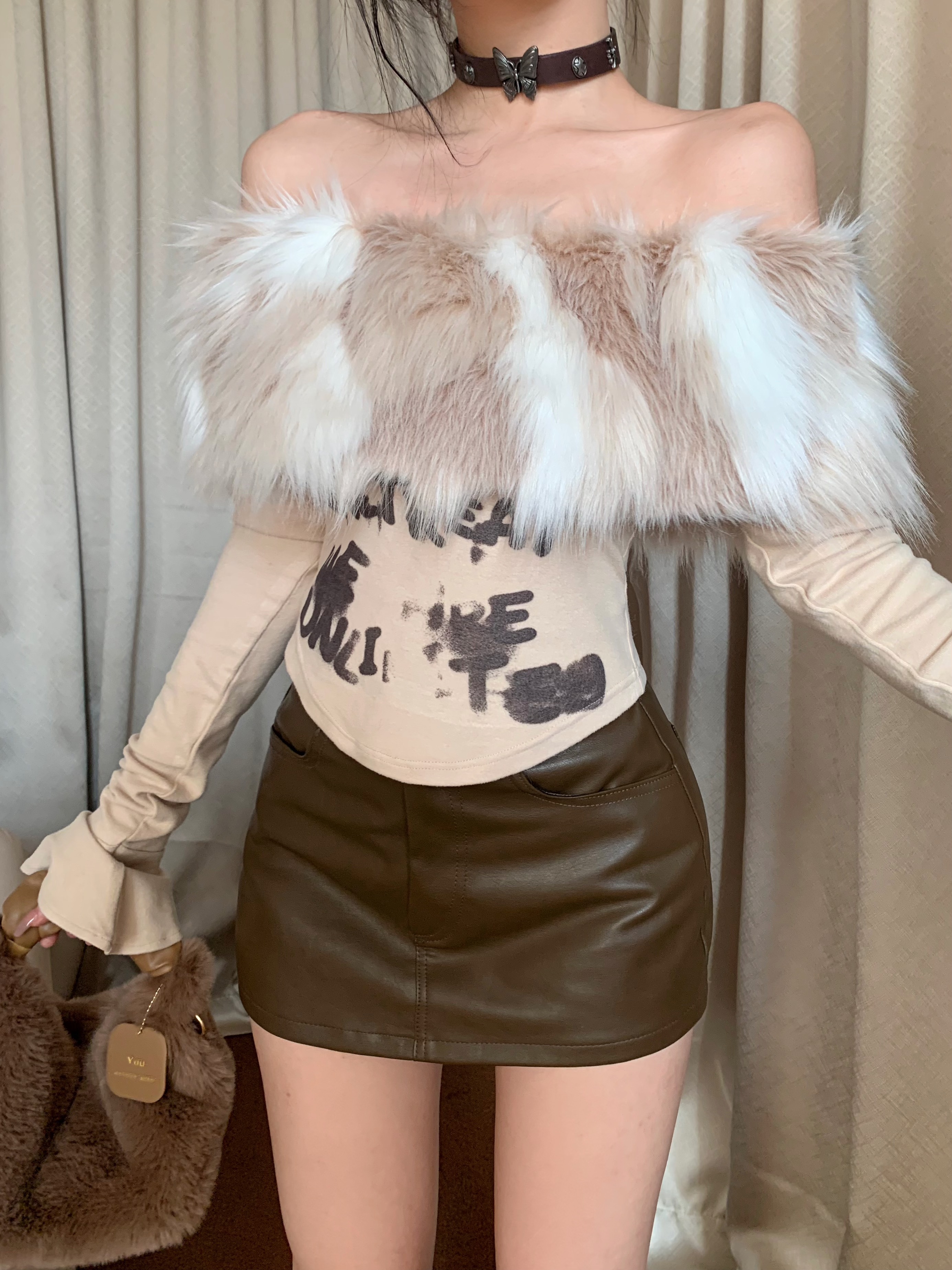 實拍~美式復古不規則長袖印花t恤女氣質拼接毛毛一字肩上衣