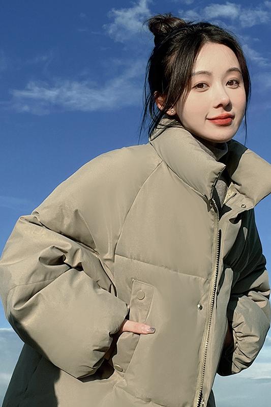 Official picture of women's down jacket, new winter bread coat, Korean version, loose, slimming and thickened, student cotton coat and jacket