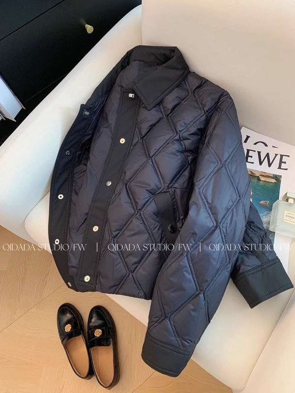 Black rhombus polo collar cotton coat for women winter 2023 new short style small design coat