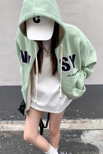 Actual shot of  new winter clothing Internet celebrity cream green hooded sweatshirt jacket plus velvet thick cardigan women's high street fashion brand