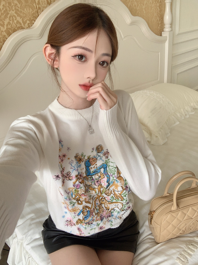 實拍 重工刺繡長袖針織衫女秋裝新款時尚洋氣減齡小眾設計感上衣