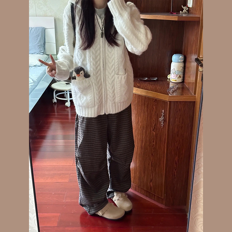 白色拉鏈麻花慵懶風針織毛衣外套女秋冬季2023新開衫寬鬆加厚