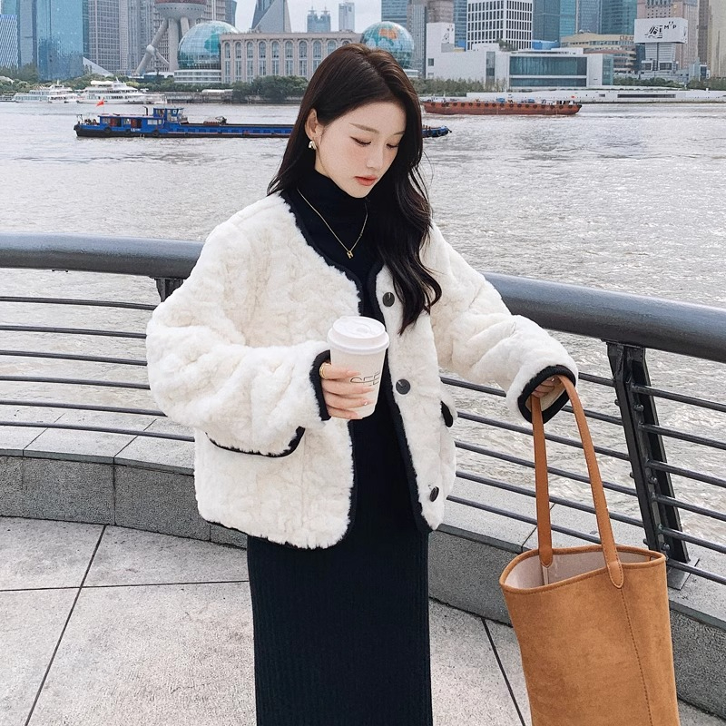Original fabric quality, small fragrance, high-end feel, plush sherpa jacket for women
