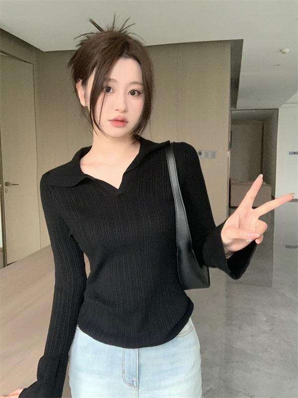 實拍 秋冬新款V領修身顯瘦黑色針織打底衫百搭翻領內搭