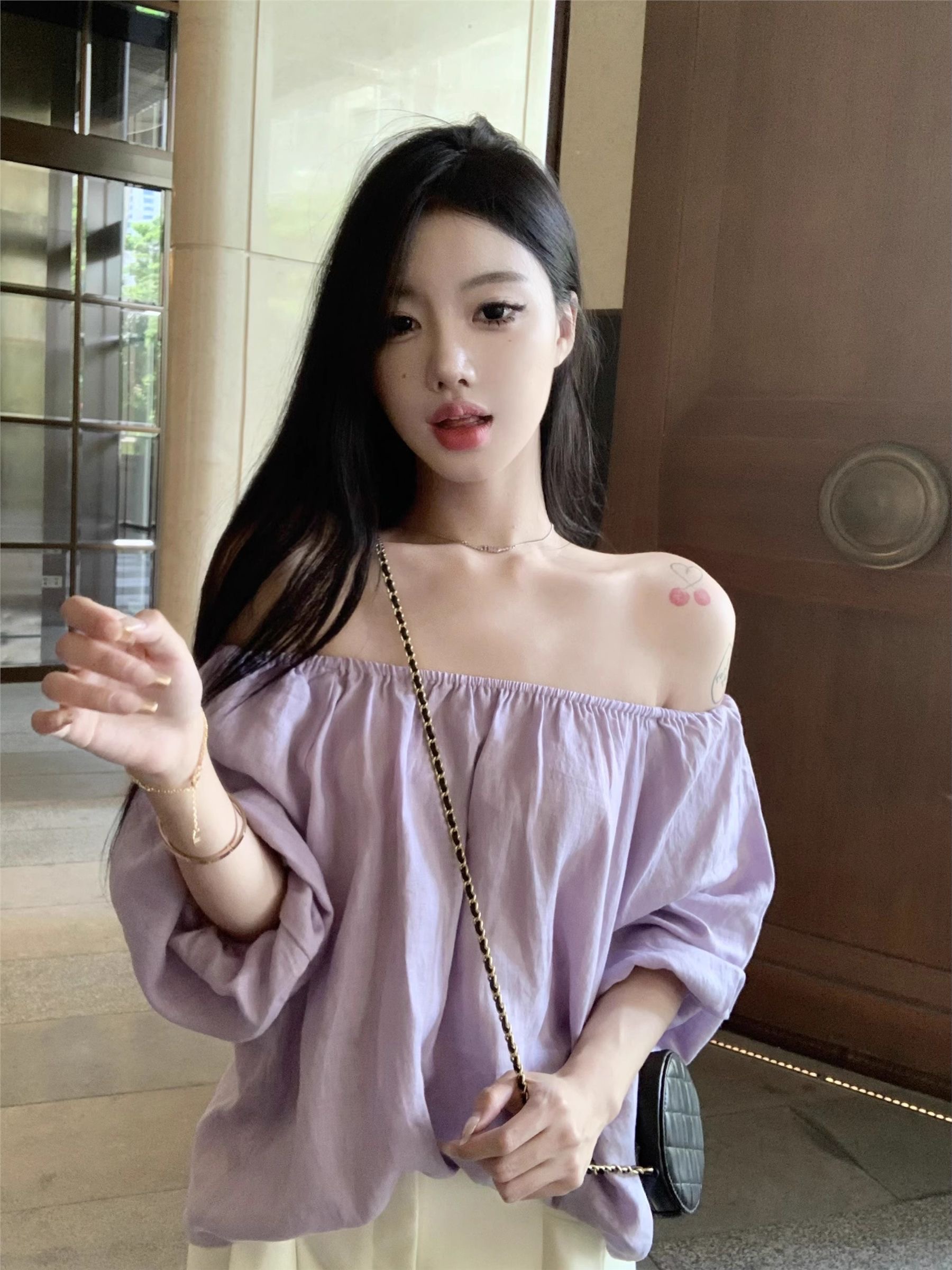 OWISH 趙露思同款 颯美時髦個性 一字肩復古休閒長袖上衣不挑