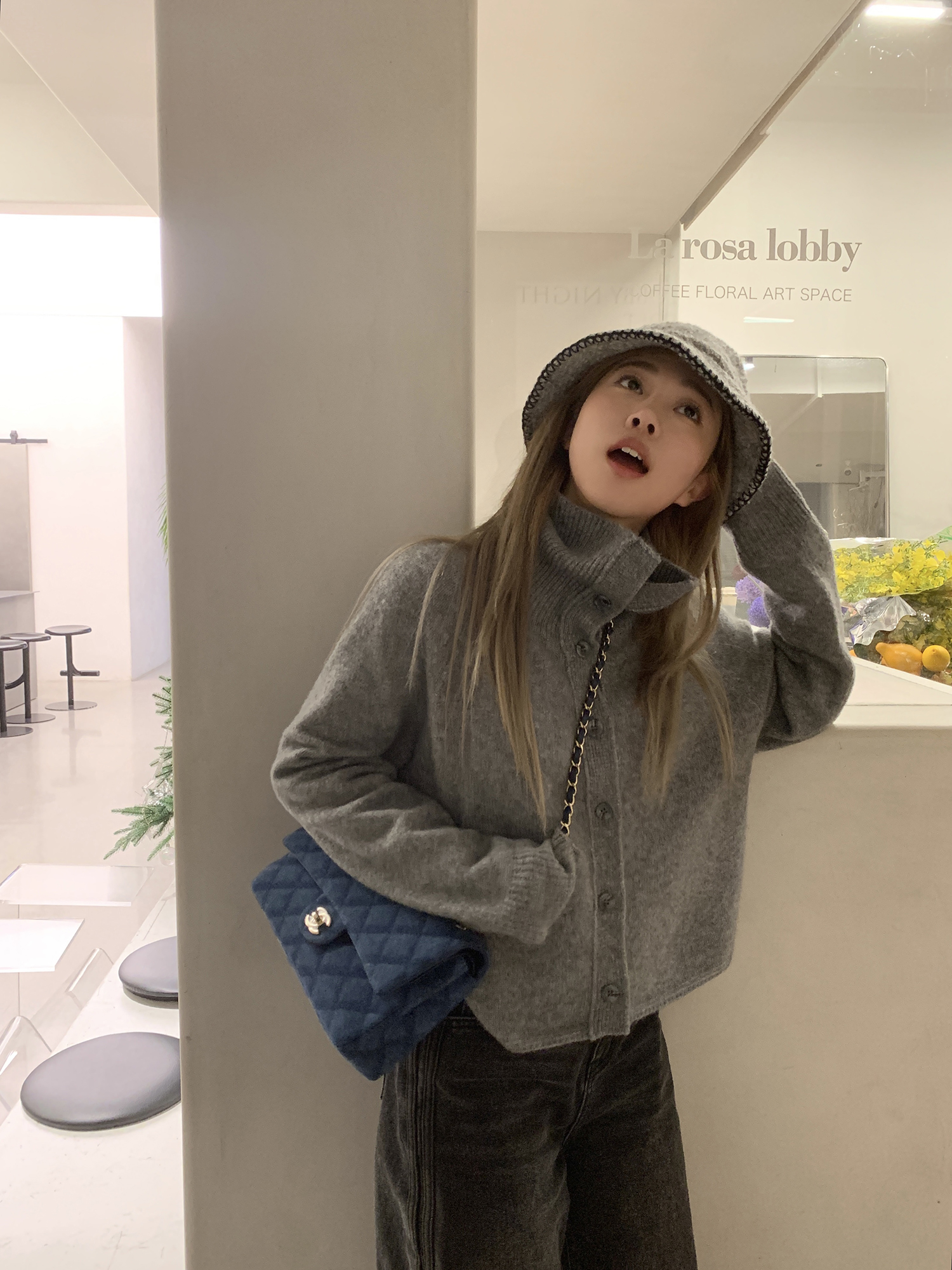 立領毛衣女秋冬新款慵懶復古日系氛圍感溫柔高領針織開衫外套