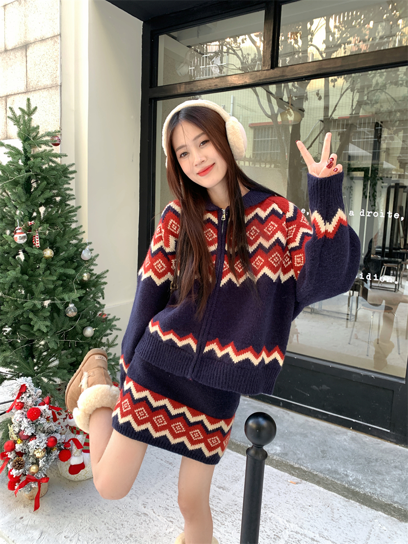Real shot of retro lazy style jacquard color block pattern Christmas knitted sweater top coat skirt suit