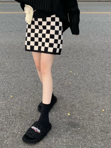 Real shot ~ Checkerboard knitted skirt A-line high waist hip skirt