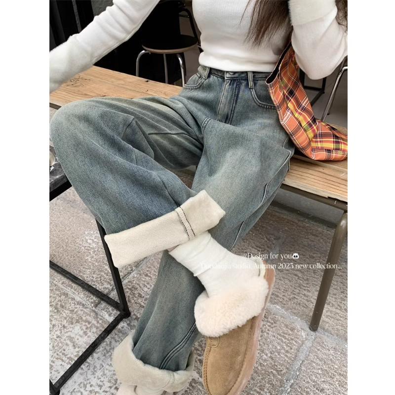 加絨加厚復古牛仔褲女冬季新款梨形身材顯瘦高腰大碼窄版直筒褲