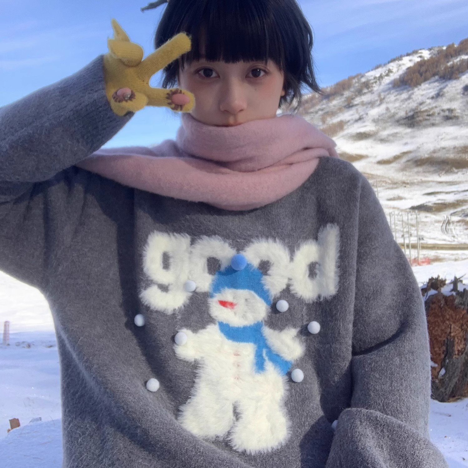 美好商店MeihaoStore與雪景適配度滿分的good雪人圓領毛衣