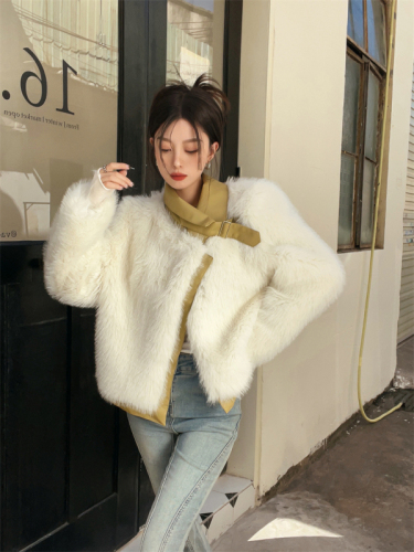Actual shot of retro style stand-up collar fur splicing bombed street motorcycle imitation fur jacket short top
