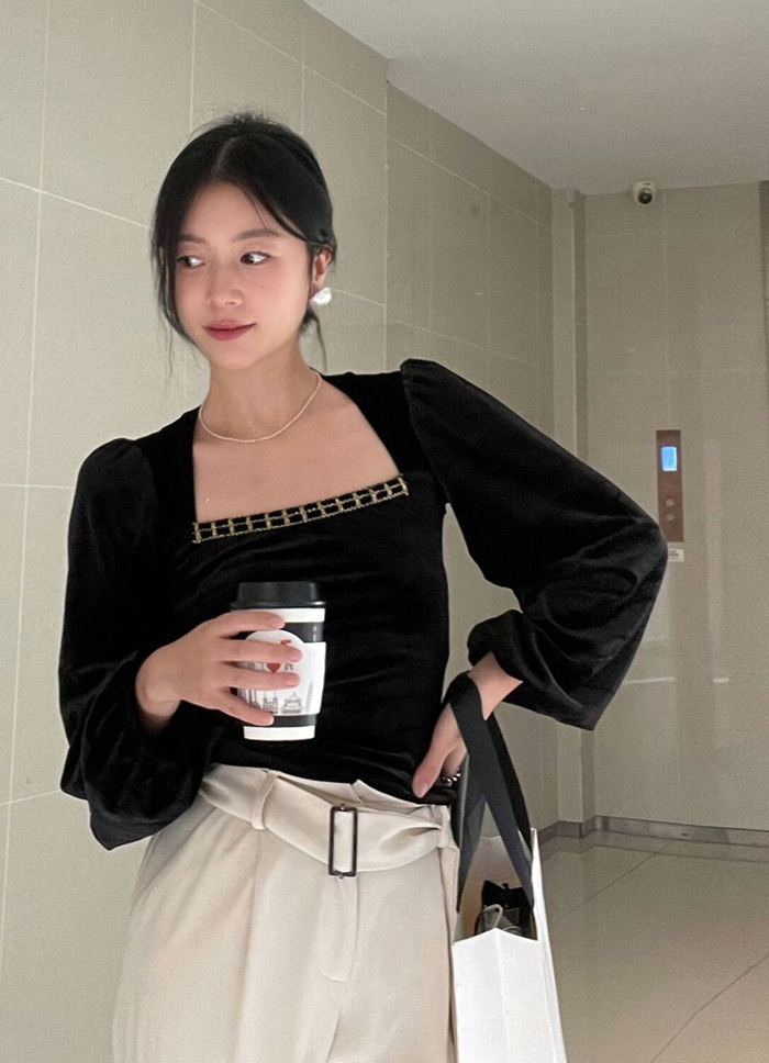 Korean chic French golden lace retro temperament square neck puff sleeve velvet top