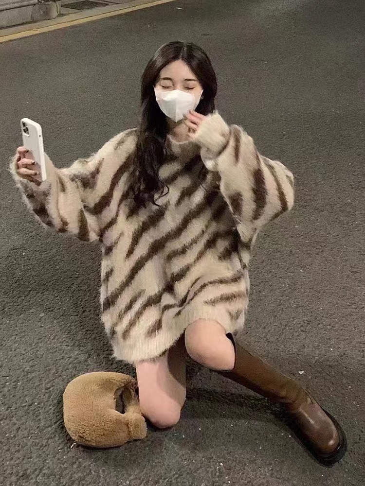 斑馬紋毛衣女秋冬季新款港風復古設計感小眾寬鬆慵懶套頭針織上衣