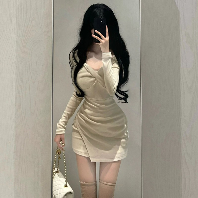 性感辣妹獨特超好看扭結長袖針織連衣裙內搭打底修身包臀裙秋冬季