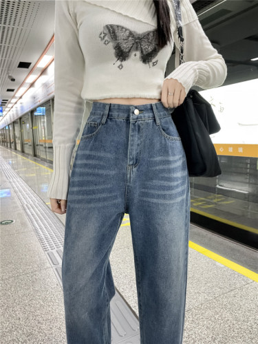 Actual shot of washed blue retro high-waisted loose straight casual pants with versatile white denim trousers