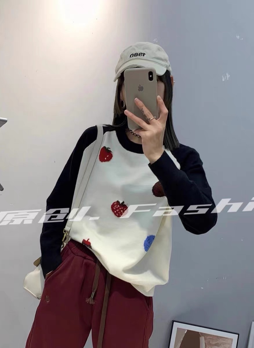 2023秋冬季新款韓插肩拼色草莓打底針織衫長袖上衣女潮毛衣1114
