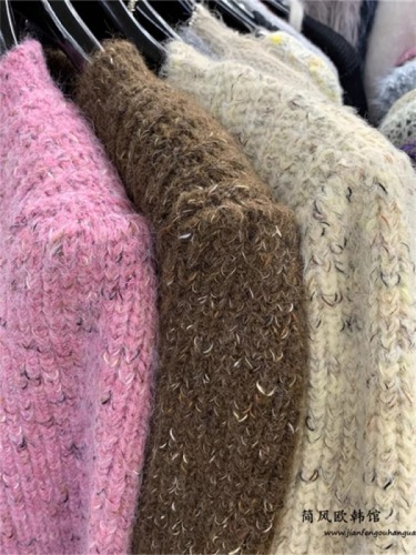 韩国东大门秋冬韩版圆领慵懒风短款收腰加厚保暖针织套头毛衣