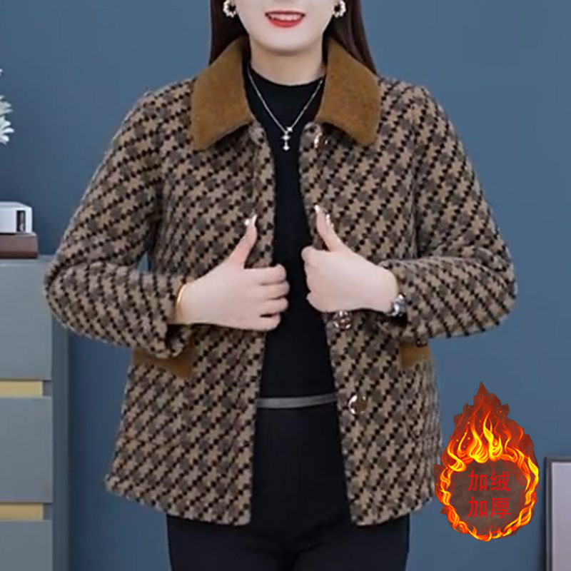 Middle-aged mothers autumn and winter fashionable foreign style jackets 2023 new style middle-aged and elderly ladies wear plaid square collar