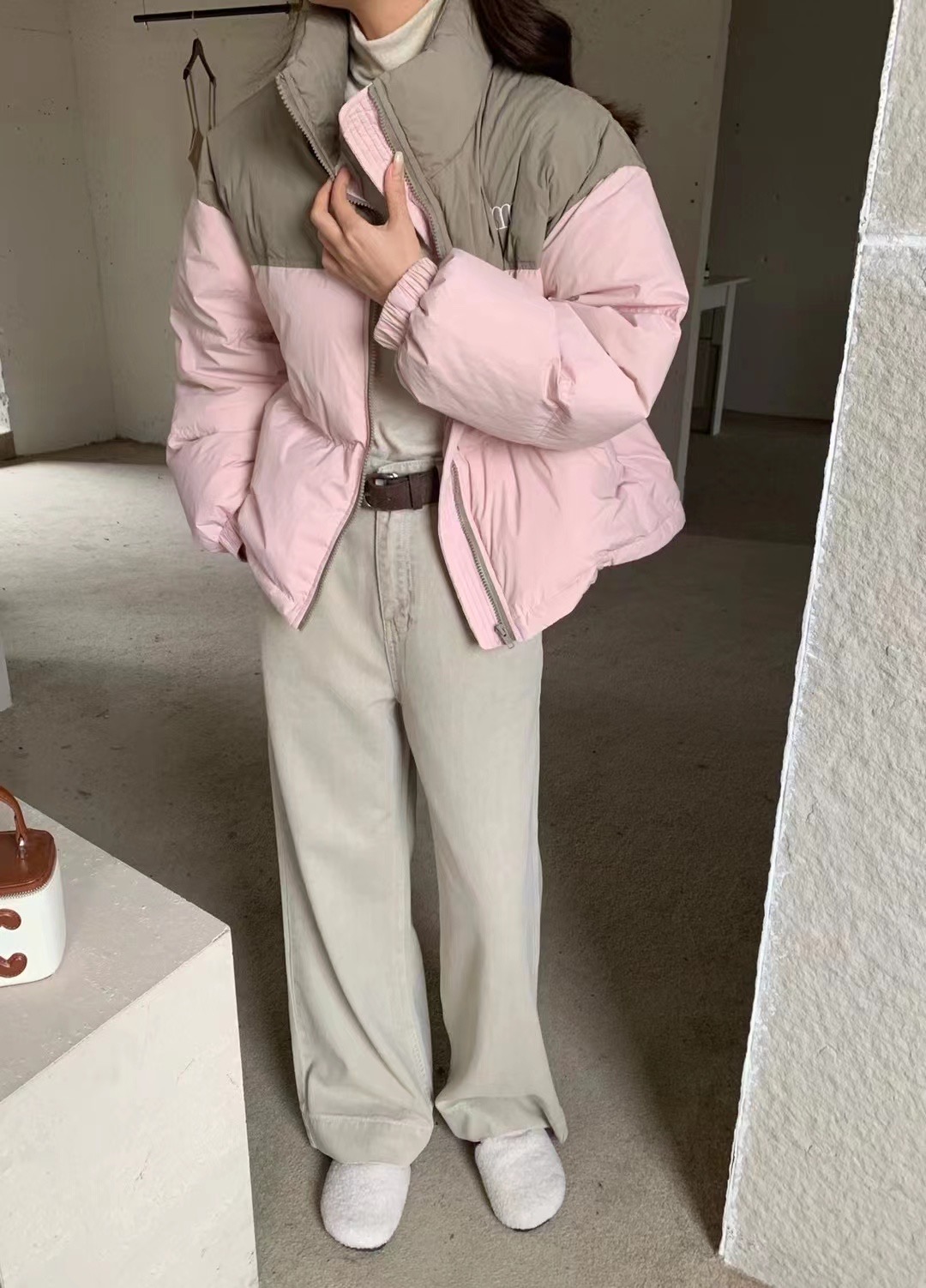 韓版小個子羽絨服女短款寬鬆小眾設計感拼接立領90白鴨絨冬季外套