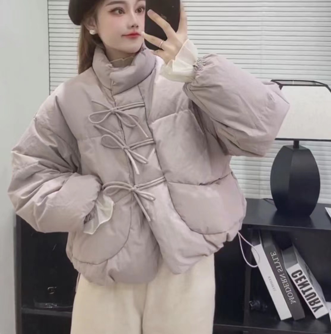 中國風復古綁帶盤扣短款羽絨服女外套冬季新款小個子百搭麵包服