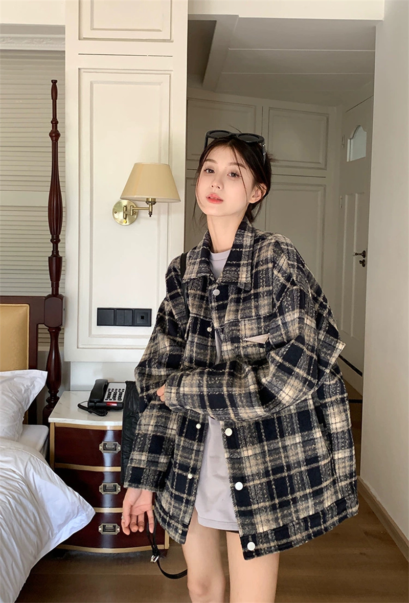 Retro American POLO collar plaid jacket for women in winter loose woolen cardigan lazy style casual top trend