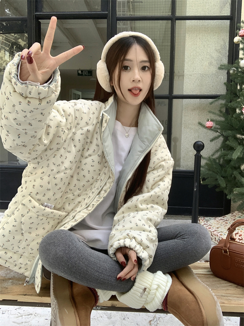 Actual shot Korean age-reducing versatile warm hooded jacket autumn and winter floral reversible cotton coat