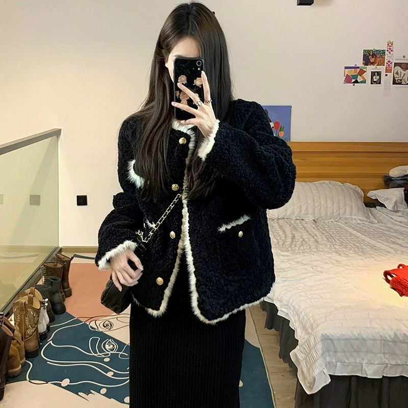 Xiaoxiangfeng Jacket Women's 2023 Autumn and Winter New Lamb Plush Fur One-piece Thickened Black Fur Top Short Style