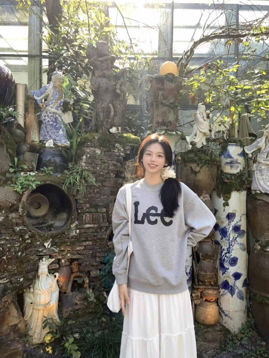 防棉華棉複合牛奶絲300克/銀狐絨400克圓領衛衣女