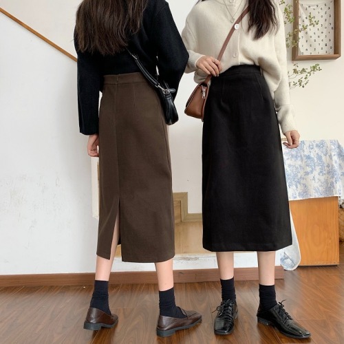 Mid-length skirt, autumn black small hip-hugging skirt, a-line skirt, autumn and winter temperament, new women's skirt