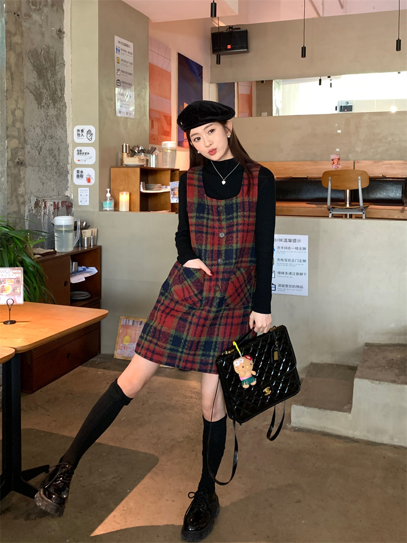 實拍 聖誕紅色格子裙女2023年秋冬新款小個子方領背心連衣裙