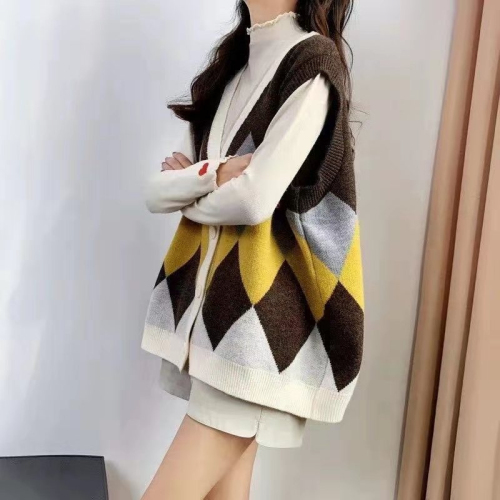 Large version of sheep wool!  Korean chic Korean style retro rhombus sweater vest cardigan sweater for women trendy