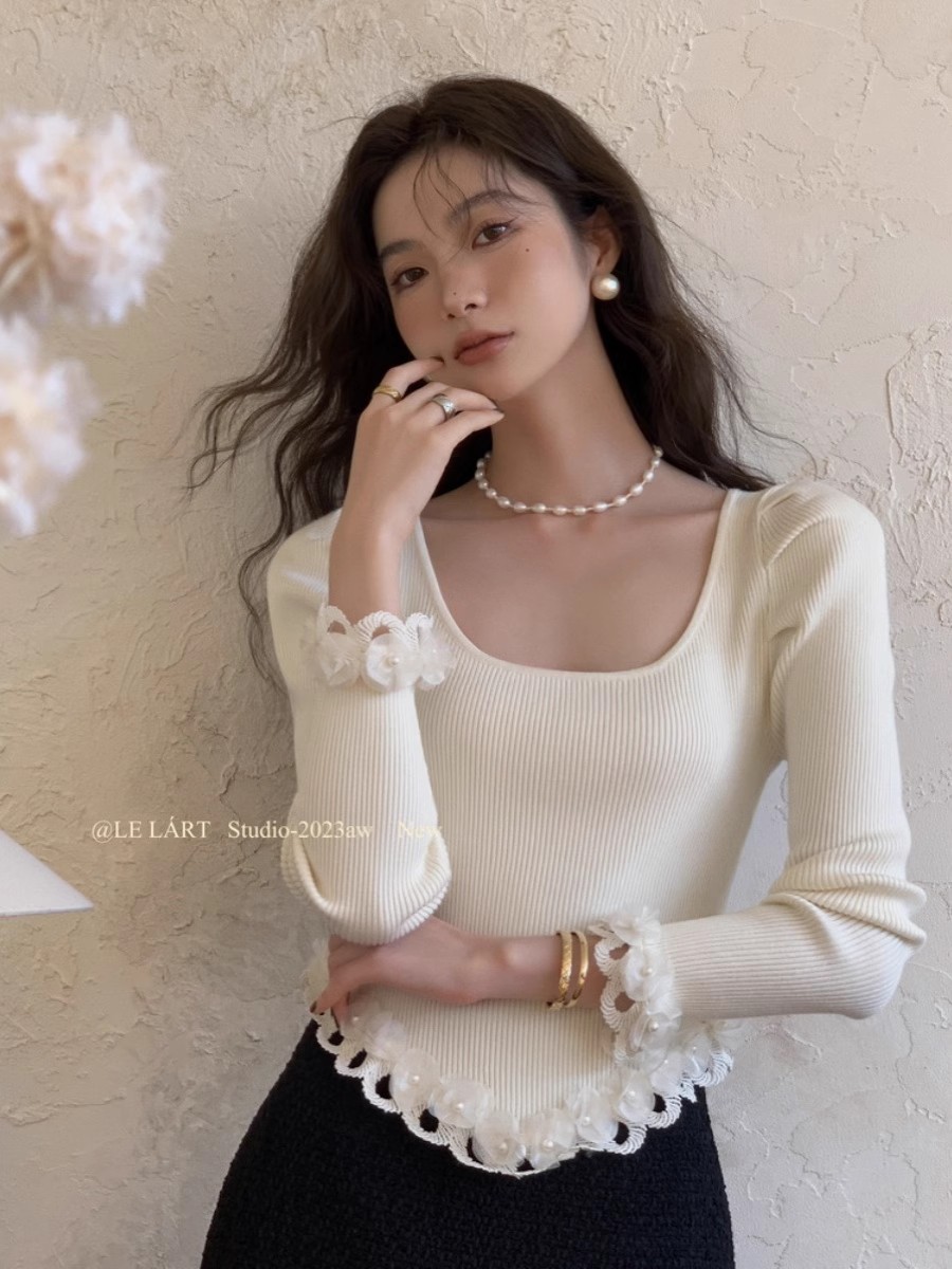 LELART法式氣質輕奢優雅短款方領毛衣女冬新款拼接花邊珍珠針織衫