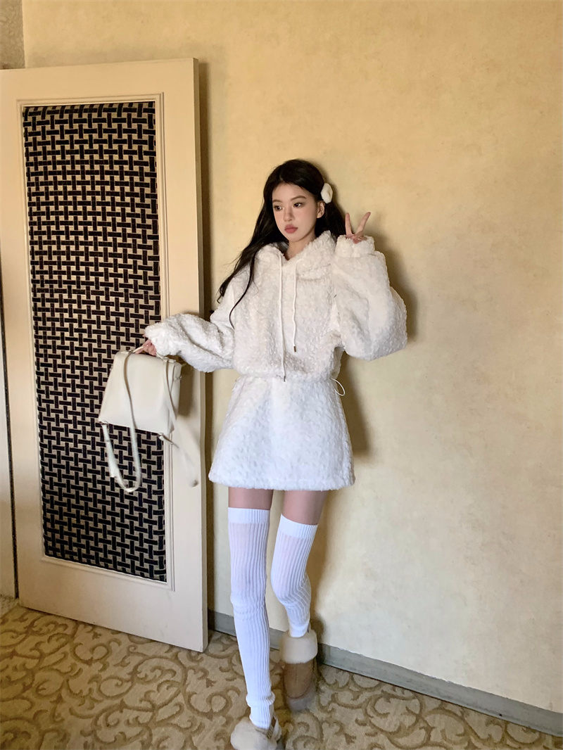 實拍 韓版時尚軟糯連帽短款衛衣上衣+半身裙兩件套套裝