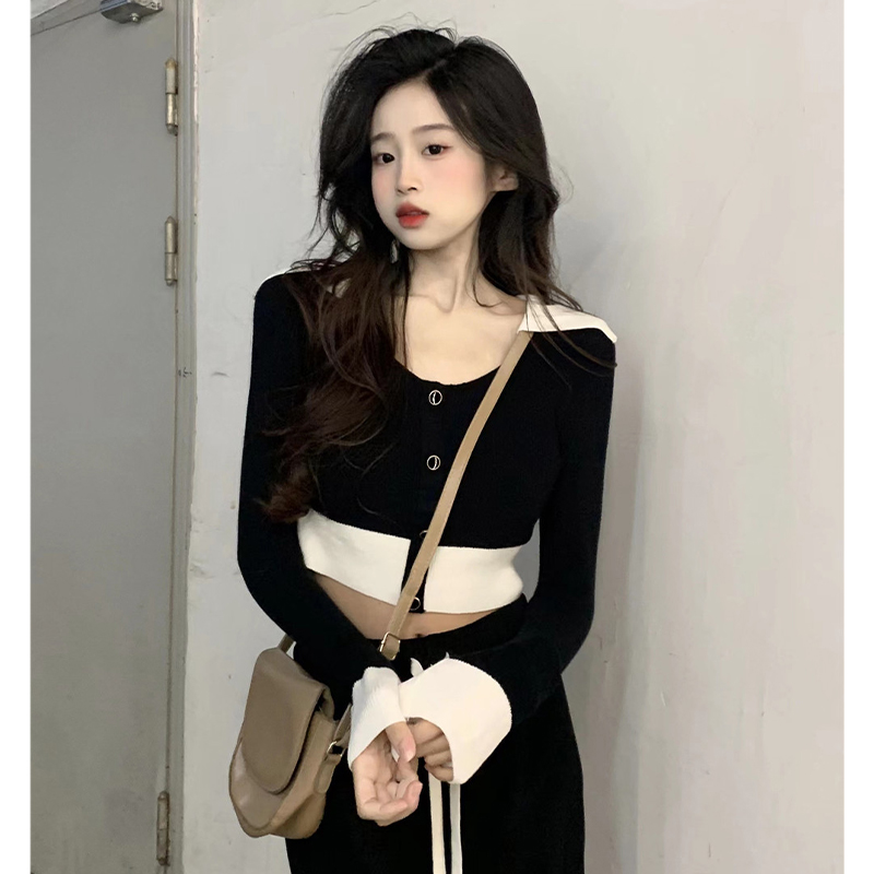 辣妹翻領拼色短款長袖t恤女春秋修身內搭高腰露臍打底針織衫上衣