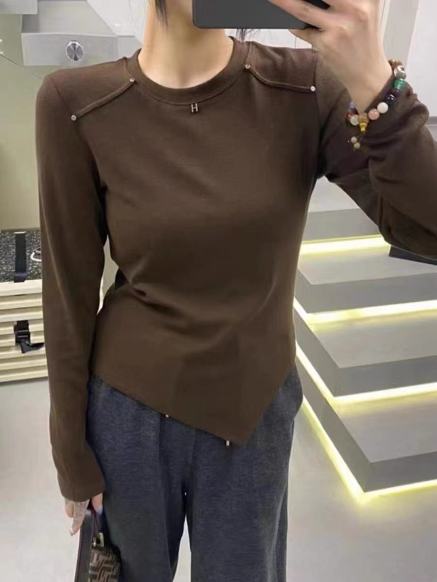 歐貨鉚釘別致純色軟糯質感不規則下擺圓領T恤打底衫女秋