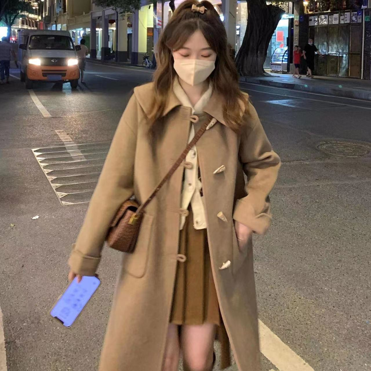 牛角扣加厚大衣2023秋冬季新款百搭小個子大領子中長款毛呢外套女